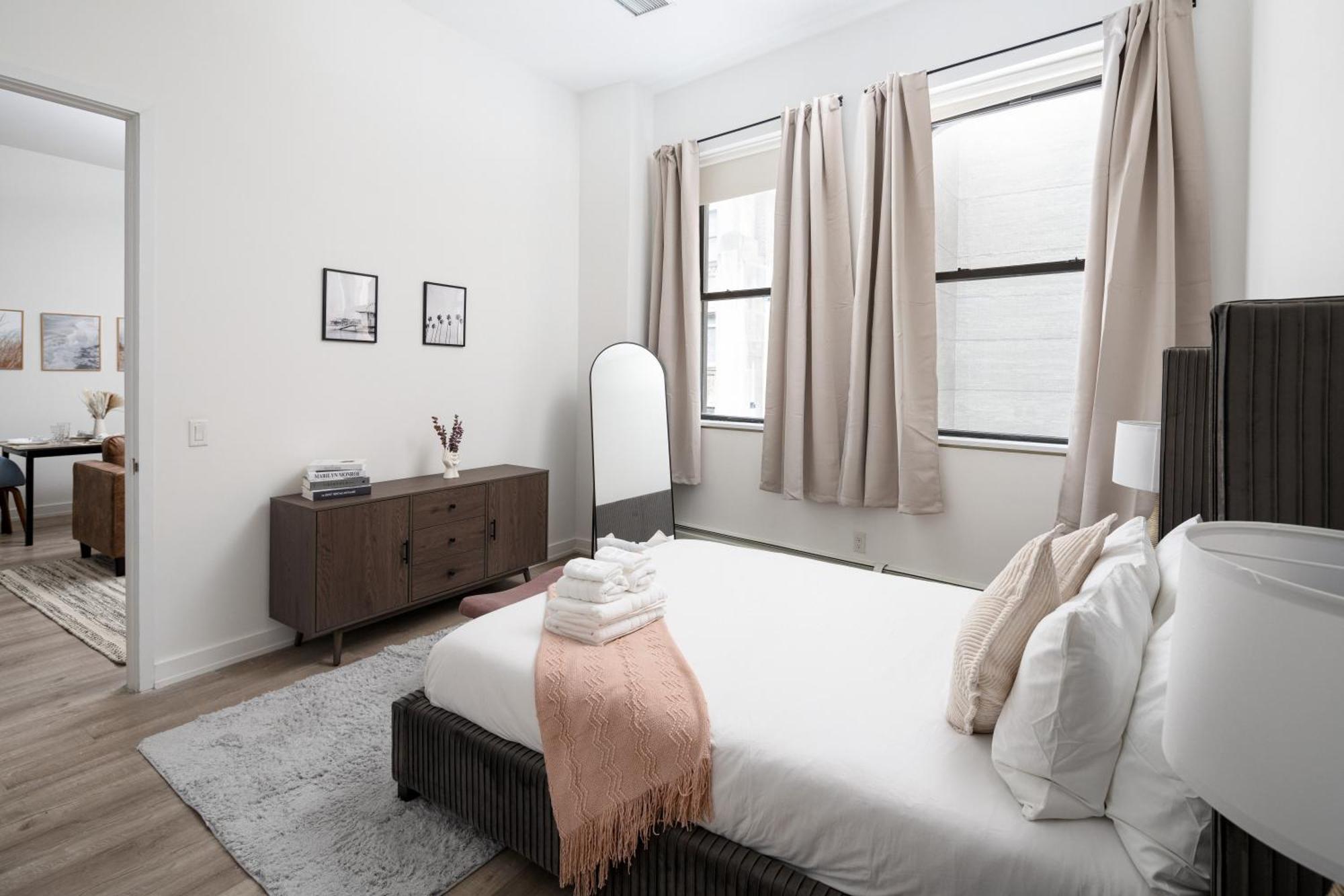 Chic 1bd With Rooftop W/d In Unit Downtown Apartamento